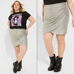 NWT Torrid Mini Foil Knit Tulip Skirt with Ruching in Silver Size 10